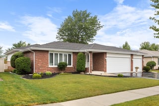 Suburban home in Orleans neighbourhood